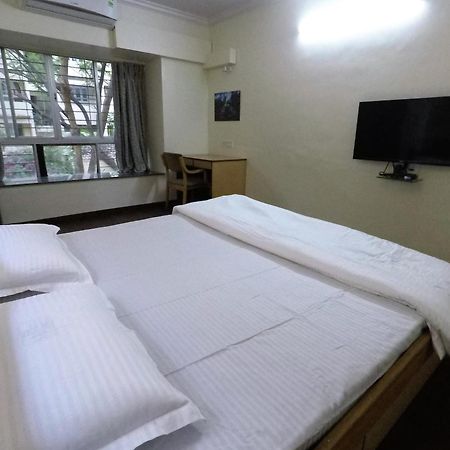 Apple Tree Apartments Koregaon Park Pune Bagian luar foto
