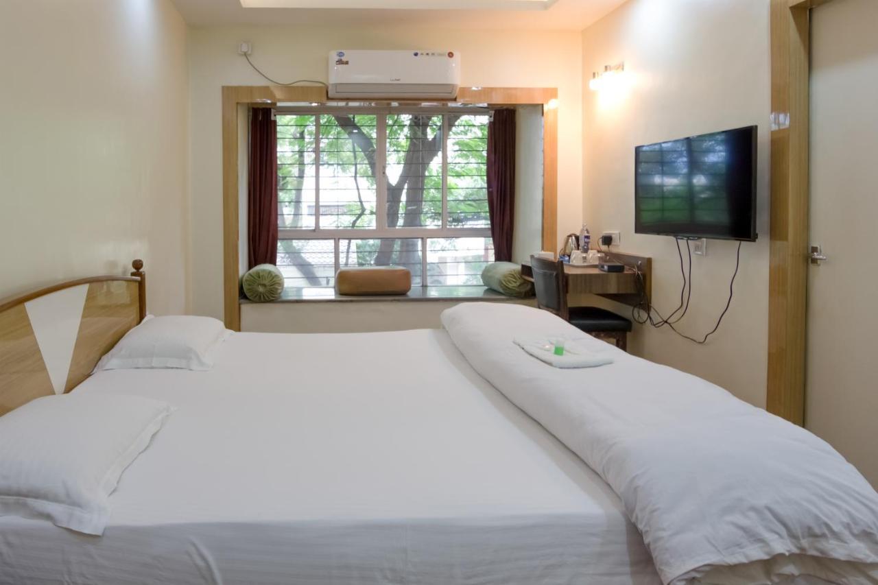 Apple Tree Apartments Koregaon Park Pune Bagian luar foto