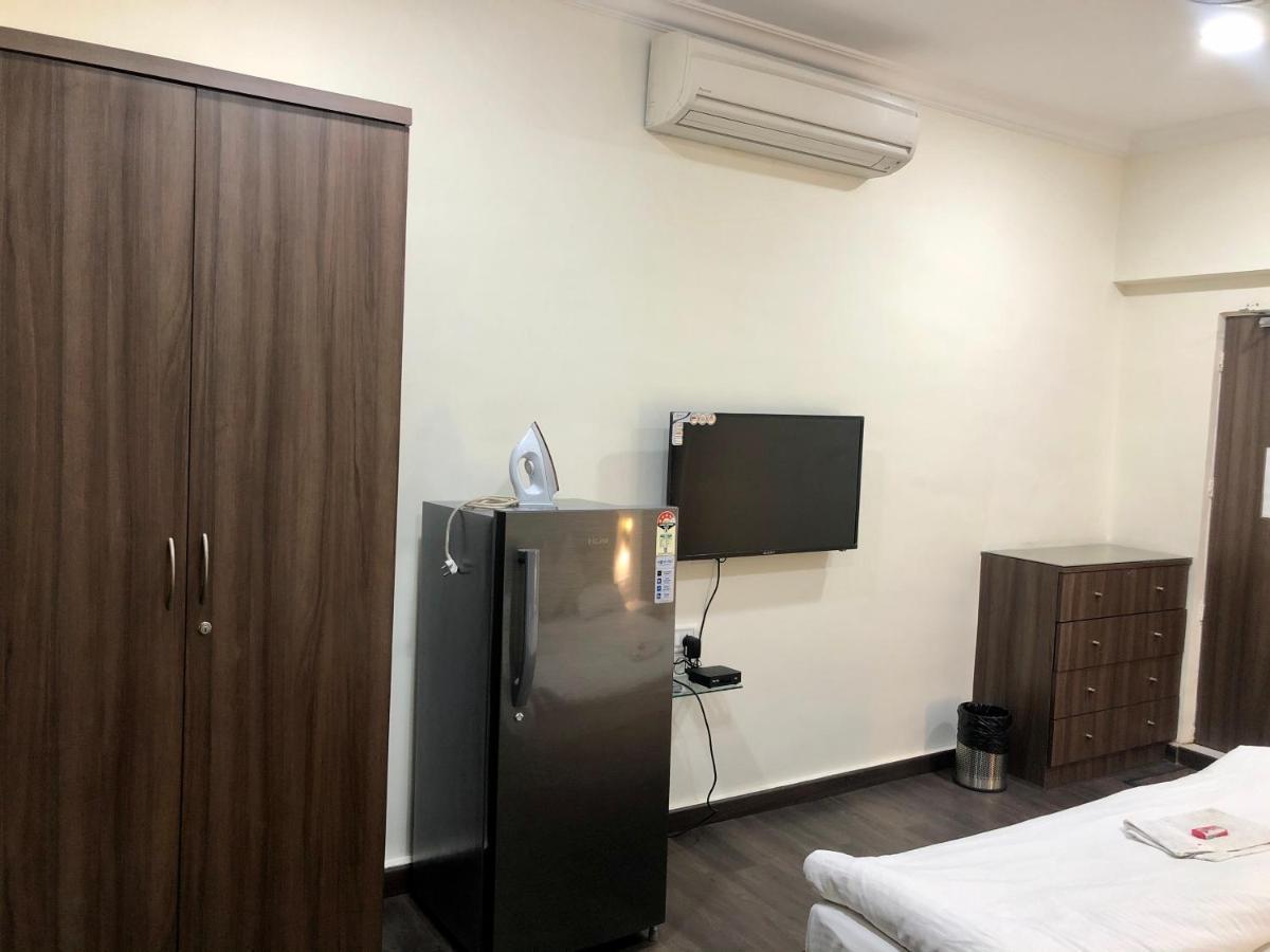 Apple Tree Apartments Koregaon Park Pune Bagian luar foto